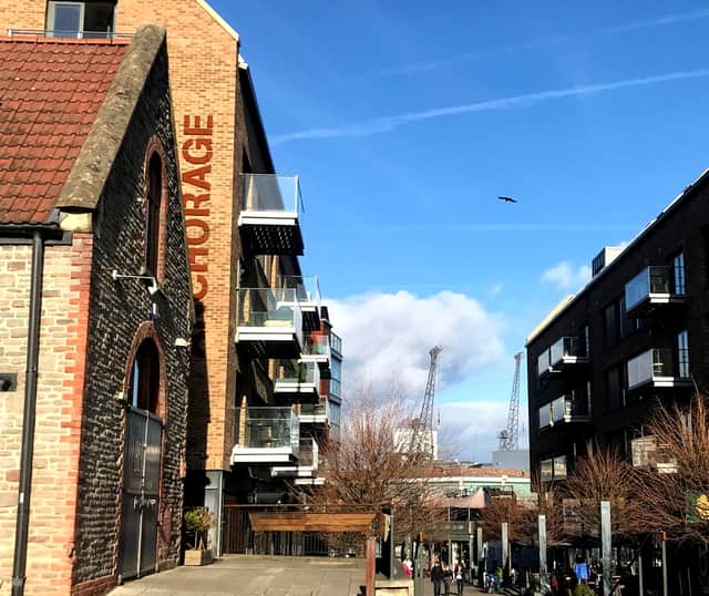 Wapping Wharf was created with Gaol Ferry Bridge in mind. It is home to dozens of shops and eateries along with apartment blocks.