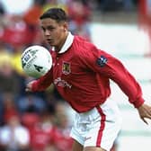 Matthew Hewlett of Bristol City controls the ball during the match between Bristol City v West Brom Albion in 1998.
