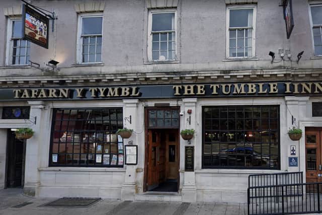 The Tumble Inn in Pontypridd - where the couple ended up this morning, instead of Ibiza