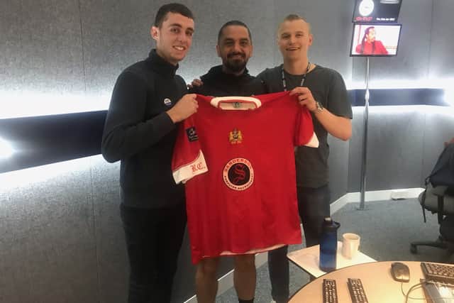Ben was surprised with a new shirt for his collection by former professional footballer and Bristol City kitman Scott Murray when he appeared on James Hanson’s breakfast show at BBC Radio Bristol.