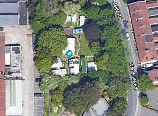 Caravans and mobile homes at the site used by Yard Arts on East Lawn in Kingswood (Credit: Google Earth)
