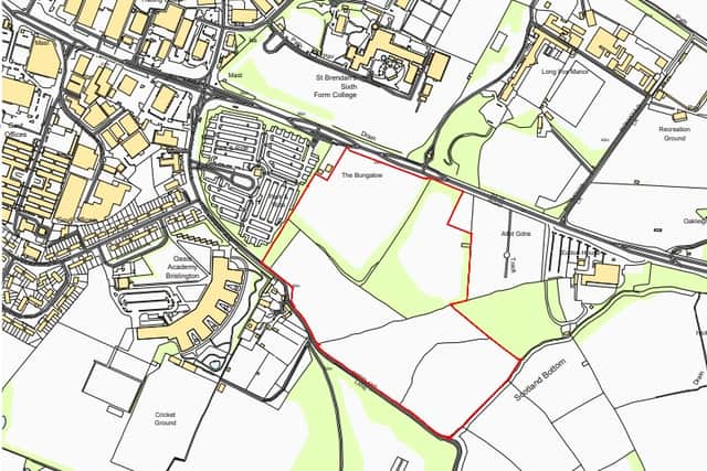 The 39-acre site off the Bath Road where Bellway Homes want to build up to 555 homes