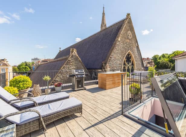 <p>It’s not everyday that you find a Clifton rooftop with a bar ready for a party </p>