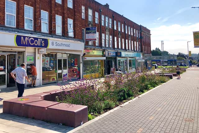 Arnside Road in Southmead has new flower beds and benches