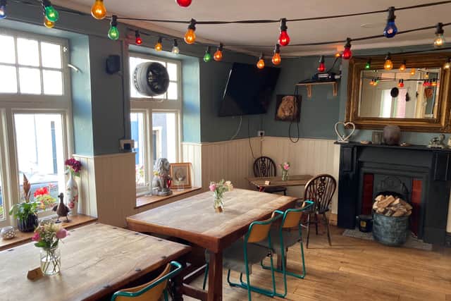 The cosy interior of The Lion (photo: Susan Ross)