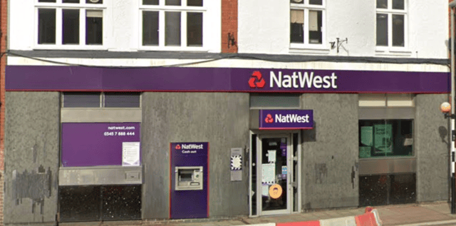 NatWest has confirmed the closure of two high street banks in Bristol.