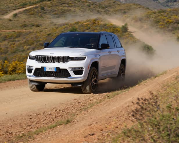 The Jeep Grand Cherokee 4Xe is the first hybrid version of Jeep's flagship SUV (Photo: Jeep)