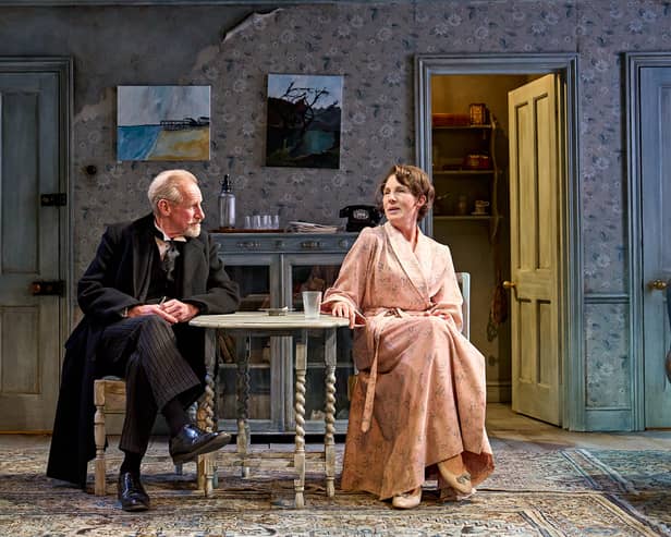 Nicholas Farrell as Sir William Collyer and Tamsin Greig as Hester Collyer in The Deep Blue Sea (Photo by Manuel Harlan)