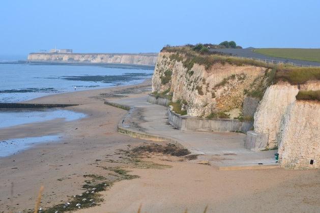 Palm Bay’s cliffs are one to visit in Kent alongside its vast expanses of sandy beach perfect for dog walks - which TikTokers avidly post on the video sharing platform!
