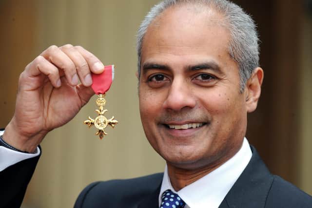 George Alagiah at Buckingham Palace after collecting his OBE from the Queen. ... Royal investitures. BBC newsreader George Alagiah has died aged 67 after being diagnosed with bowel cancer in 2014, his agent said. Issue date: Monday July 24, 2023. Fiona Hanson/PA Wire