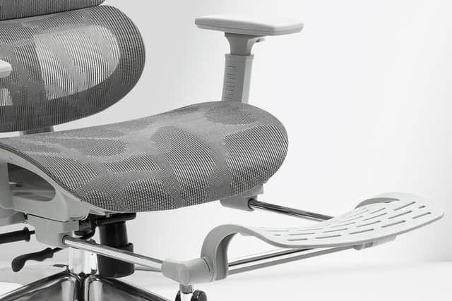 The chair also boasts a pullout footrest. Image: Boulies