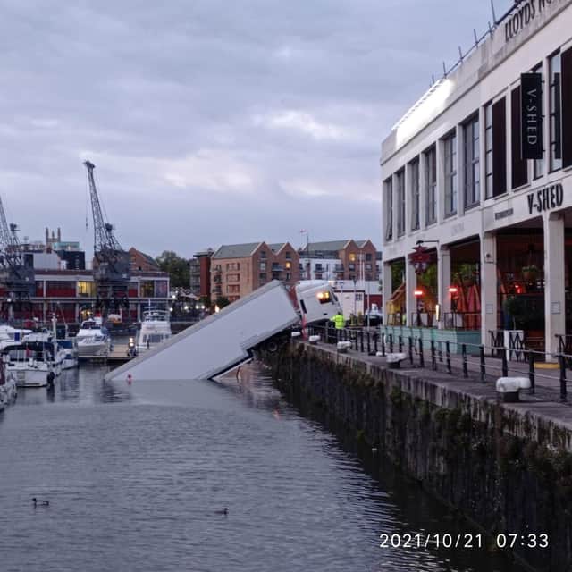 Bristol residents taking their morning constiution around the harbour got a shock this morning when a HGV plunged into the Harbour before their very eyes.